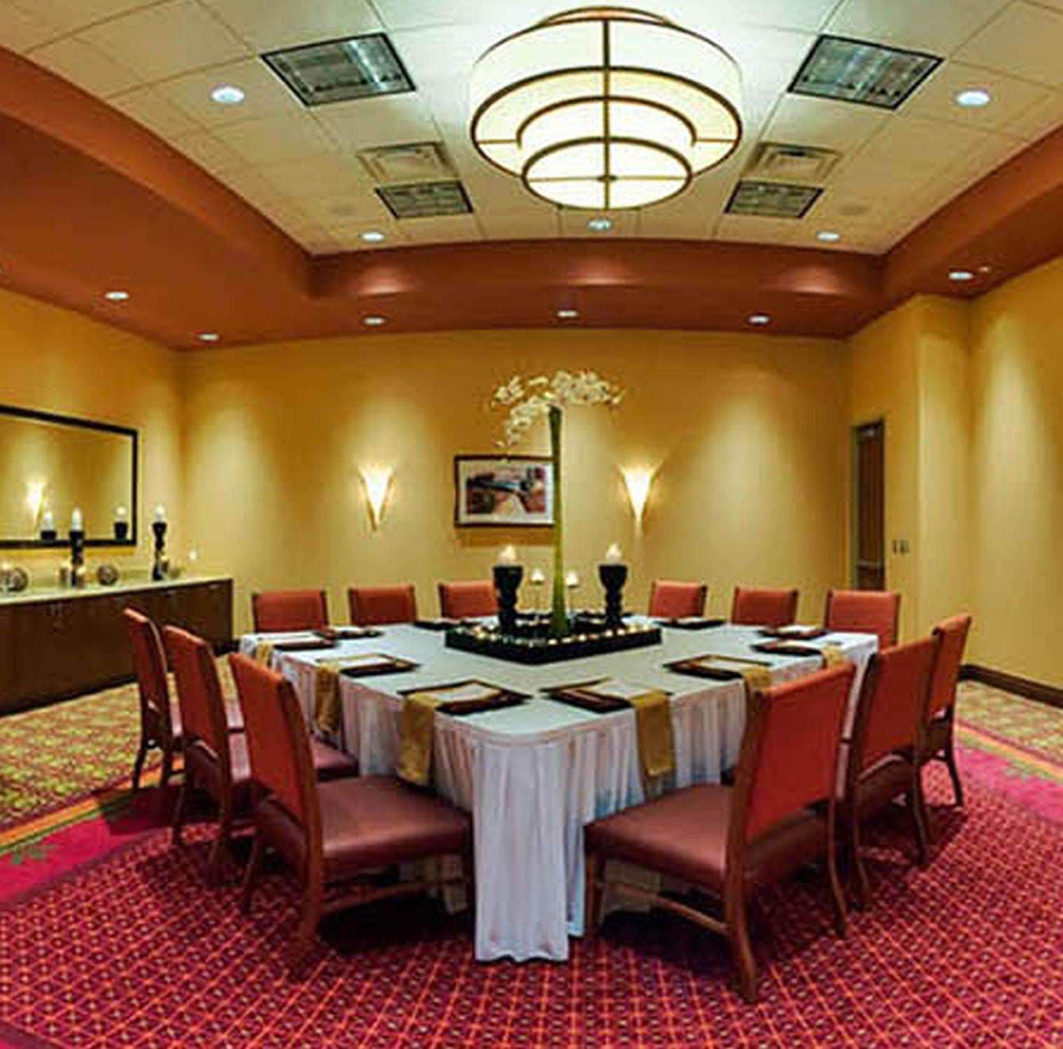Embassy Suites Omaha- La Vista/ Hotel & Conference Center Съоръжения снимка