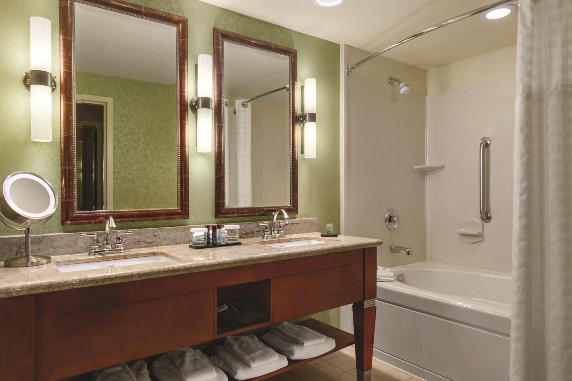 Embassy Suites Omaha- La Vista/ Hotel & Conference Center Екстериор снимка