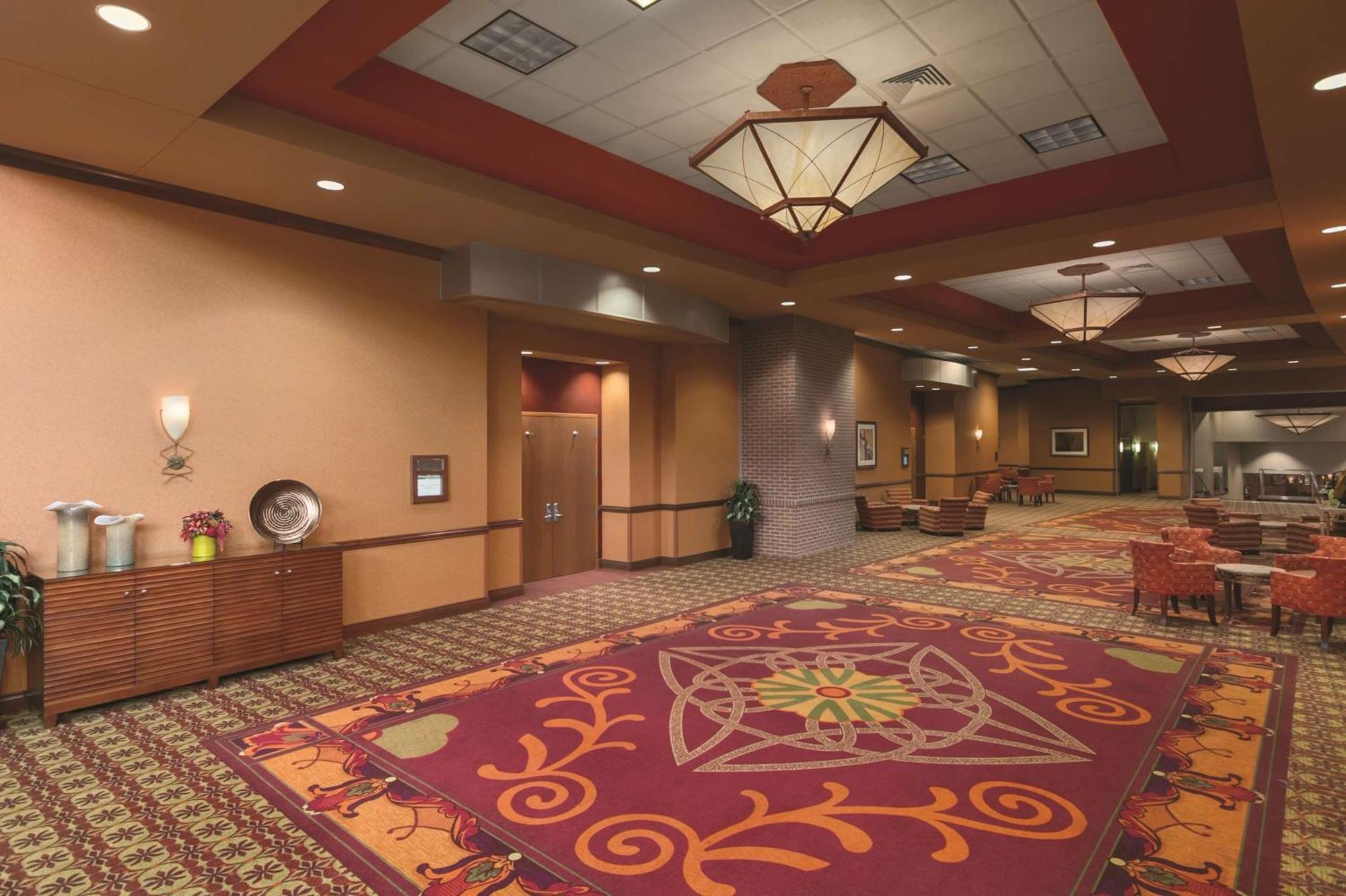 Embassy Suites Omaha- La Vista/ Hotel & Conference Center Екстериор снимка