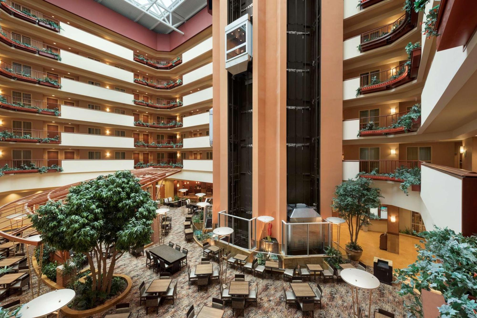 Embassy Suites Omaha- La Vista/ Hotel & Conference Center Екстериор снимка